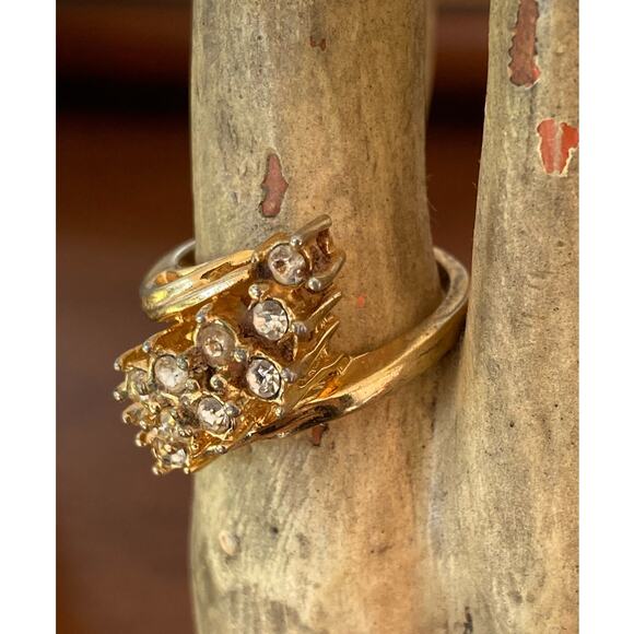 Vintage Abstract Gold & Diamond CZ Ring 1960s 70s ~ Eye-catching & SO Unique! - Picture 2 of 6